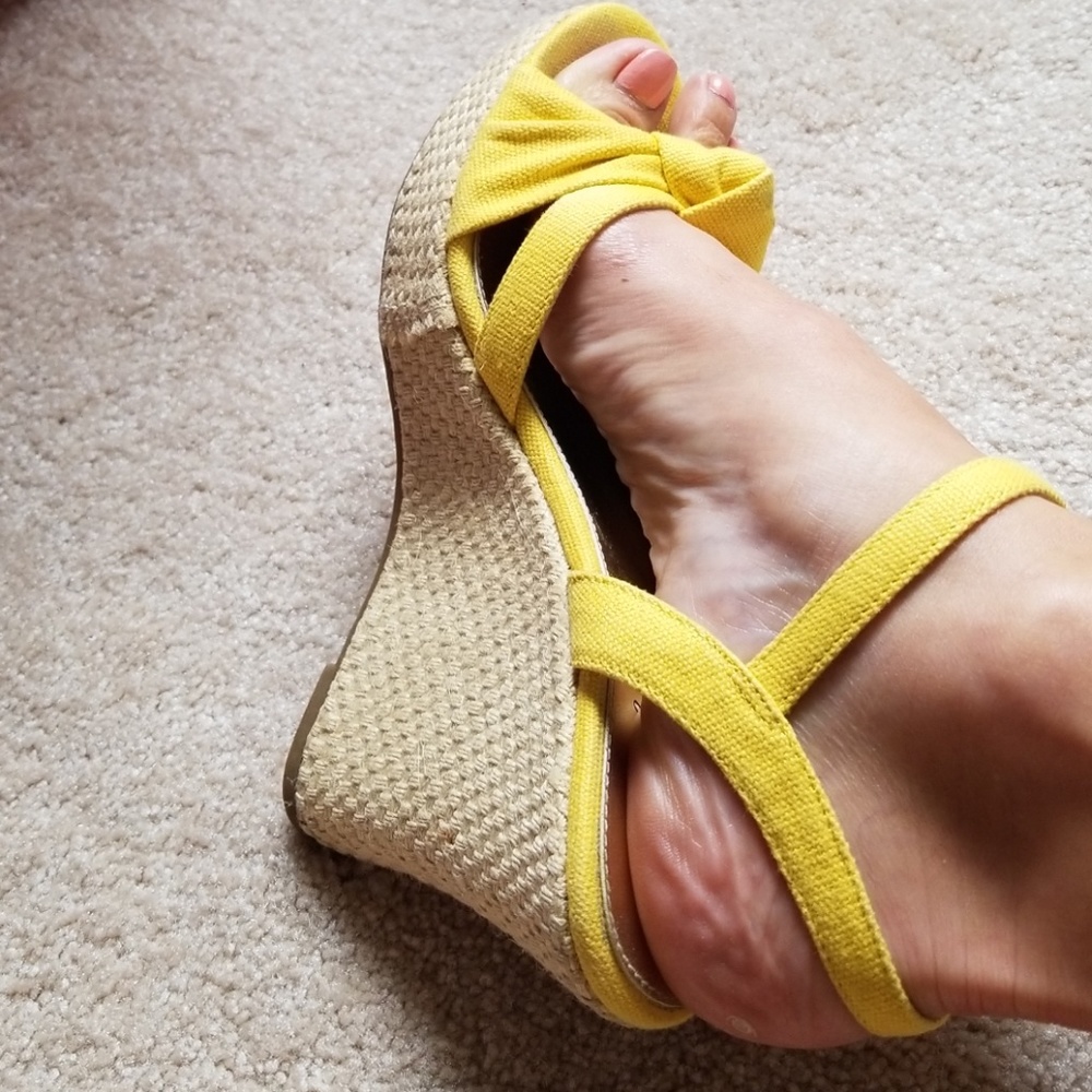 Wedge sandals